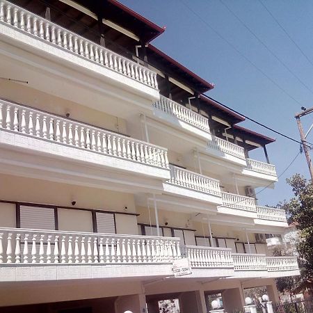 Sea View Apartments Aphrodite Leptokaryá Exterior foto